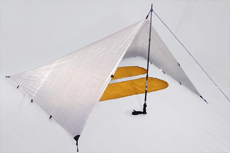 Hyperlite Mountain Gear Flat Tarp 8´6´´ X 8´6´´white 2 Hyperlite Mountain Gear Flat Tarp 8´6´´ X 8´6´´white – Bild 2